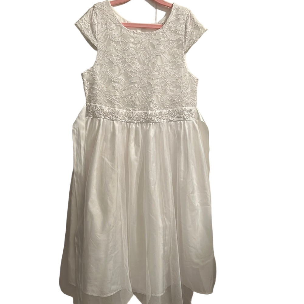 White Formal Sundress with Crew Neck and Short Sleeves
